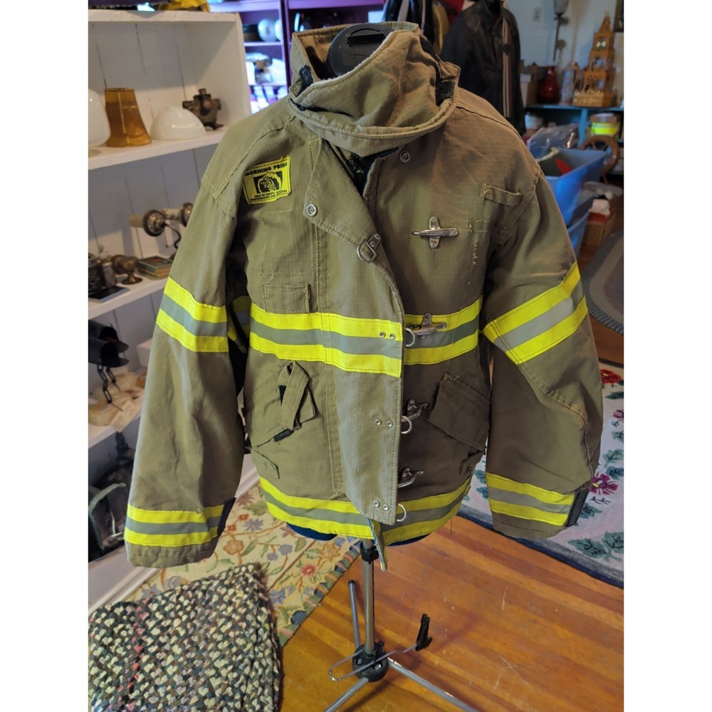 Vintage Morning Pride Retired Firefighter Turnout Jacket Shell 40 x 34 Tan